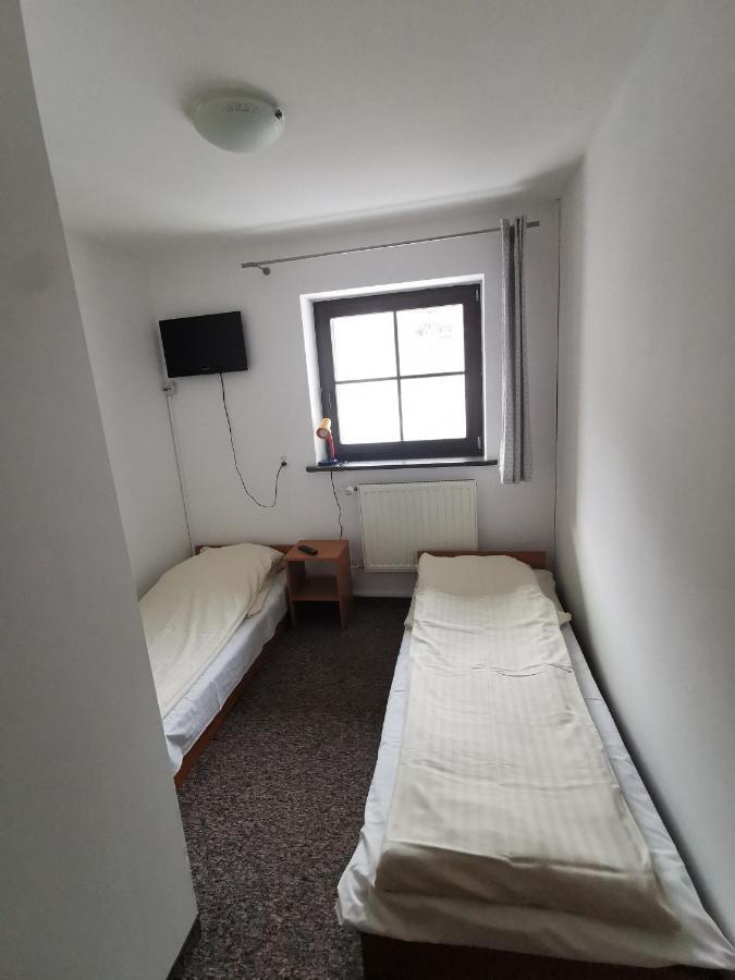 Straszny Dwor Hotel Duszniki Zdroj Room photo