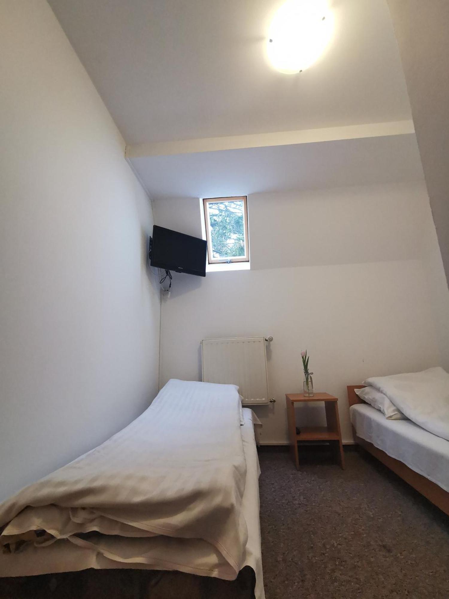 Straszny Dwor Hotel Duszniki Zdroj Room photo