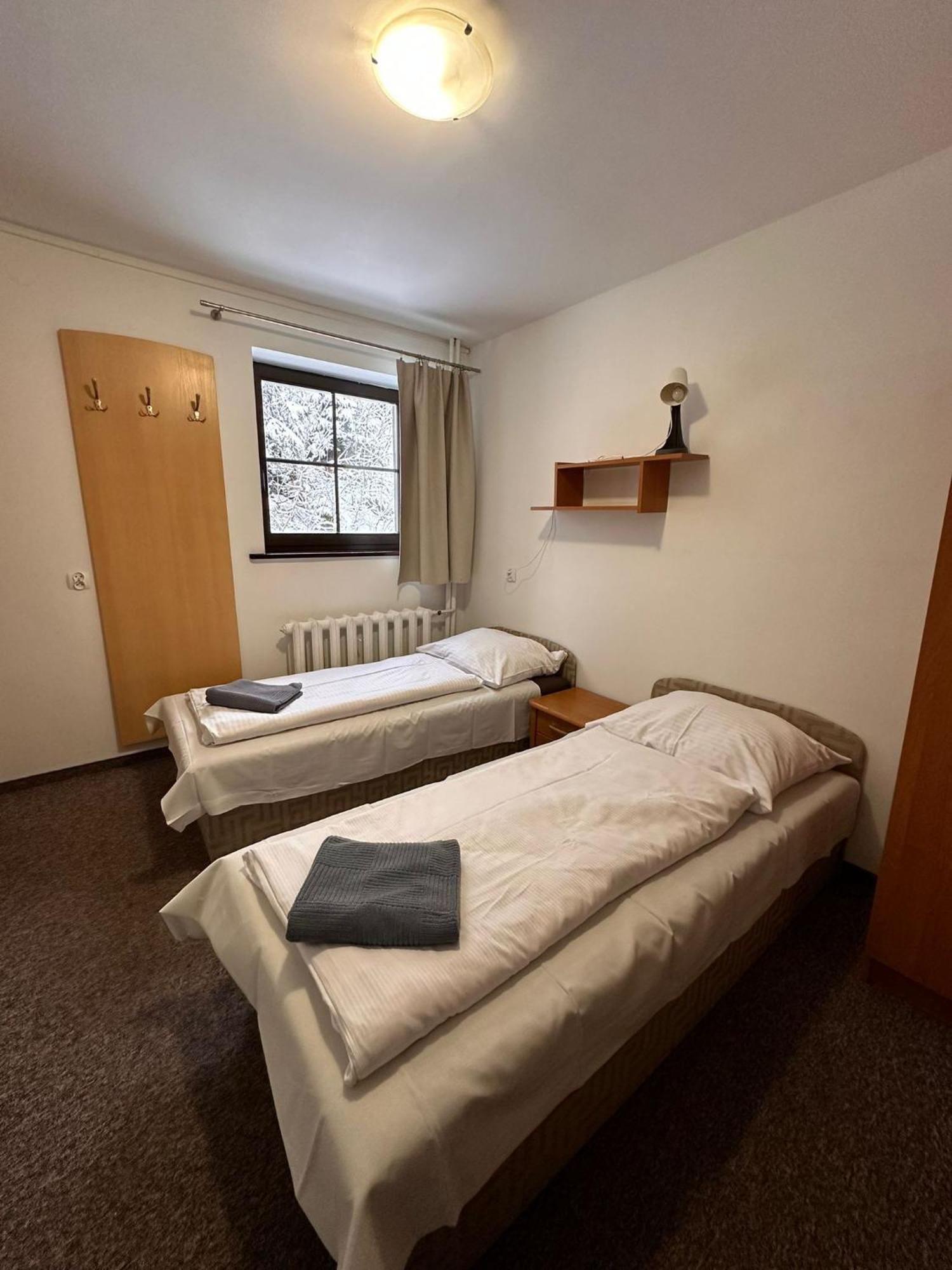 Straszny Dwor Hotel Duszniki Zdroj Room photo