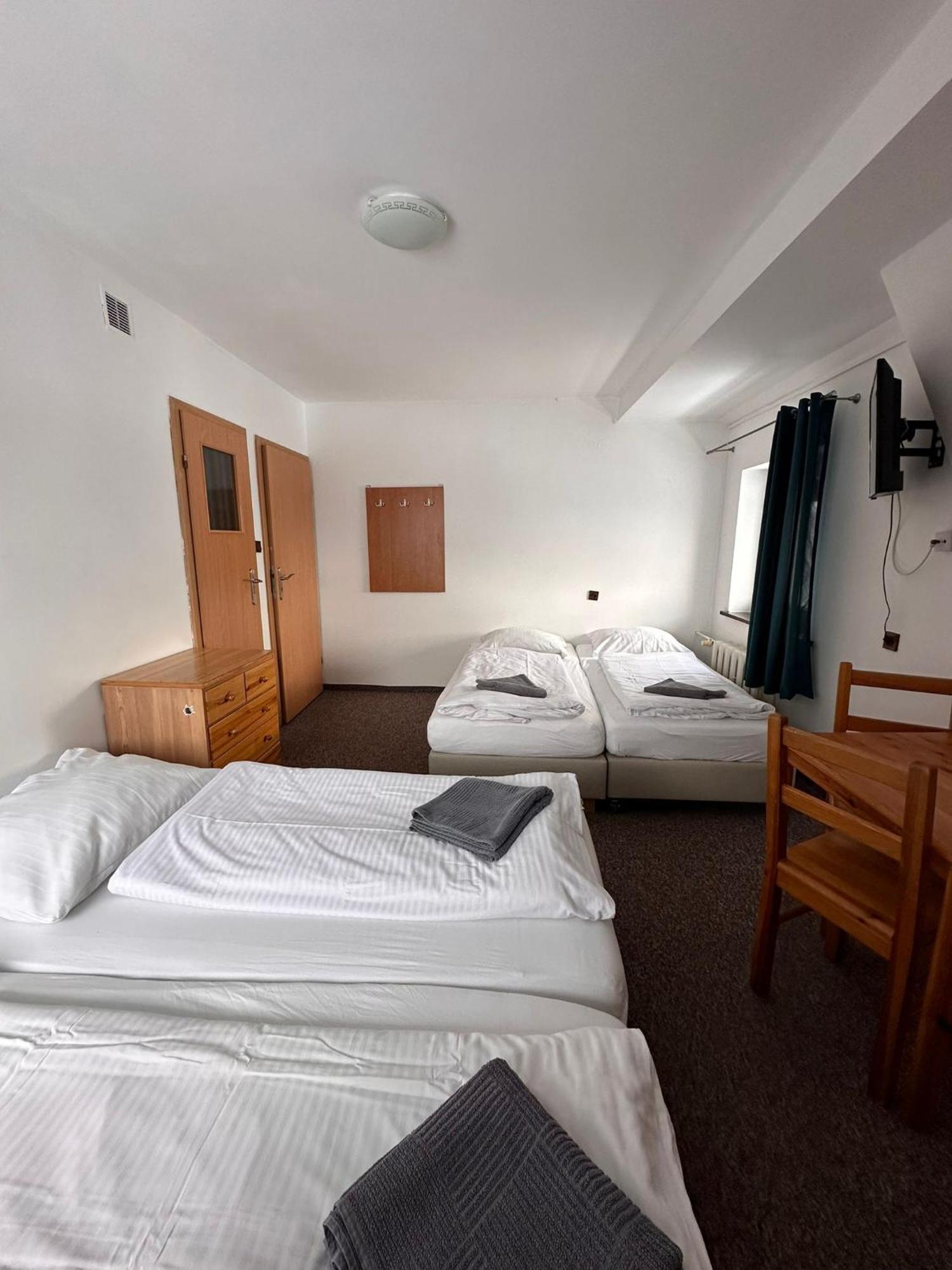 Straszny Dwor Hotel Duszniki Zdroj Room photo